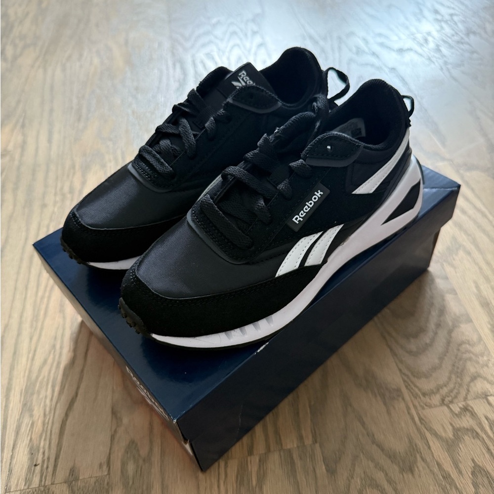 Brand new in box*Unisex Reebok Forte Racer sneakers